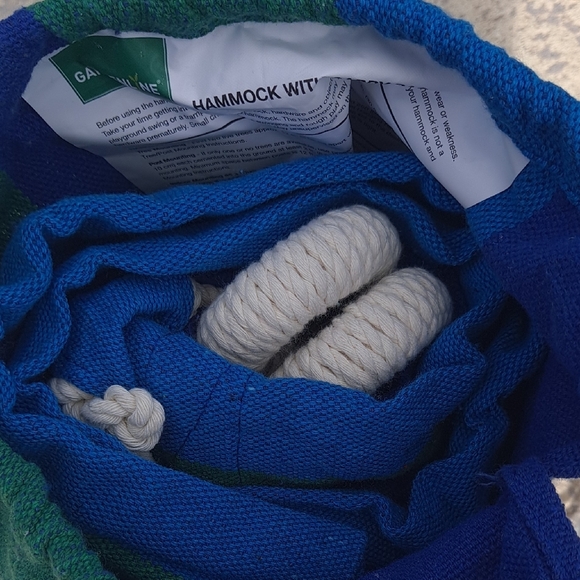 Blue and Green Hammock with Carry Bag - Picture 5 of 7